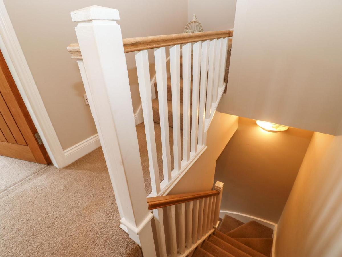 4 Alpha Rise Villa Brampton  Dış mekan fotoğraf